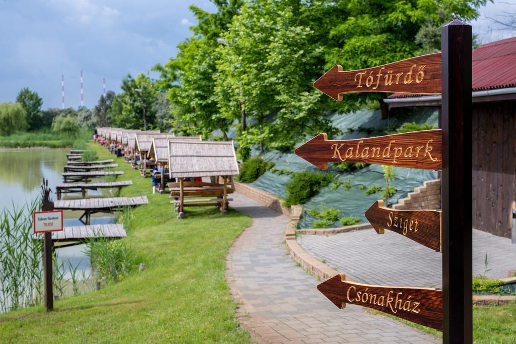 Nádas Tó Park Hotel Vasad Esterno foto